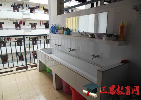 广西财经学院宿舍条件环境怎么样广西财经学院宿舍图片空调