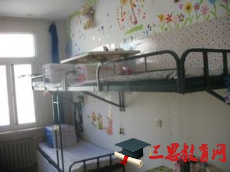 内蒙古民族幼儿师范高等专科学校宿舍条件怎么样—宿舍图片