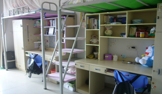 吉林大学珠海学院新生宿舍条件及几个人一间宿舍环境图片