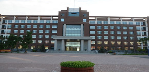 2001年学校与长春市职工医科大学合并,2007年与长春市直机关业余大学