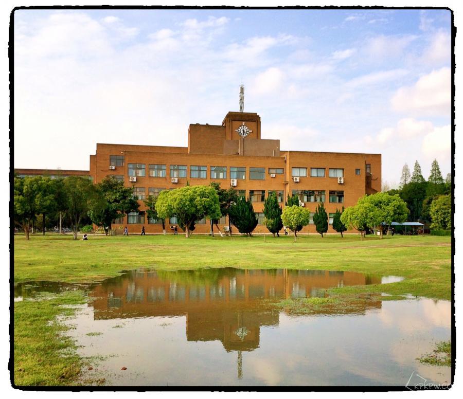 宁波大学科学技术学院新生宿舍条件带空调,宿舍内部环境图片